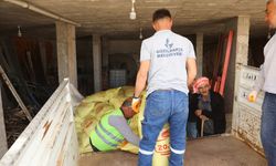 İzmir'de çiftçilere destek: İlaçlama makinesi hediye edildi