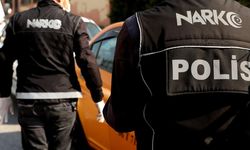 İzmir'de eve baskın: Zehir taciri 2 kişi gözaltına alındı