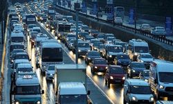 İzmir’de trafiğe kaç araç kayıtlı?