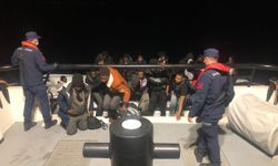 İzmir Dikili’de düzensiz göçmenlere operasyon: 28 kişi kurtarıldı