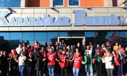 Karabağlar Belediyesi’nde maaş krizi: İşçiler iş bıraktı, Kınay'dan açıklama geldi