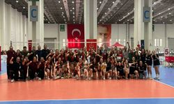 Karşıyaka Yıldız Kızlar Türkiye üçüncüsü oldu: 3-2
