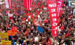 CHP'nin Konya mitingine yoğun ilgi: Binler, İmamoğlu'nun özgürlüğü için toplandı