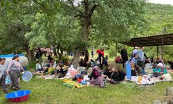 Manisa'nın 200 yıllık geleneği: 35 küçükbaş hayvan kurban edildi