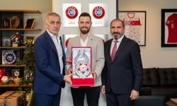 Osimhen ile fotoğraf çekilip, paylaşmıştı: Sivasspor Asbaşkanı istifa etti