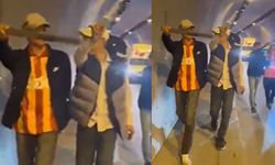 İzmir'de şampiyonluk kutlamasında tehlikeli görüntü: Döner bıçaklı taraftarlar emniyete götürüldü