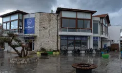 İzmir'de balık yemek isteyen buraya gidiyor: Deniz manzaralı bir belediye işletmesi