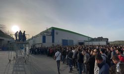 İzmir’de Petrol-İş işçileri greve çıkıyor