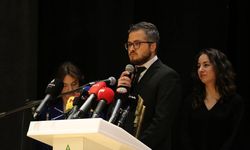 Gazeteci Mehmet Oflaz'a 'gizliliğin ihlali' suçundan dava açıldı