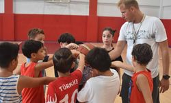 İzmirlilere ücretsiz 3-60 yaş arası yaz spor okulu müjdesi: Kayıtlar 23 Haziran’da başlıyor