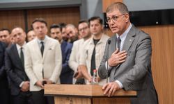 Başkan Tugay personelle bayramlaştı: Daha çok çaba göstermemiz gerekiyor