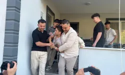 Yarım asırlık gelenek: Sıcak yatağından alıp buz gibi suya attılar