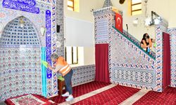 Çiğli'de camiler bayram sabahlarına hazırlanıyor