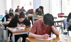Gençler ikinci oturum AYT'de ter dökmeye başladı