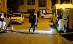 İzmir’de alacak verecek kavgası kanlı bitti: 24 yaşındaki genç hayatını kaybetti, şüpheli firarda