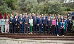 İzmir’de başkanlardan Tugay’a destek!