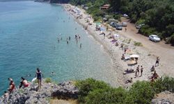 Dalgıçların gözde koyu: İzmir'e 2 saat uzaklıktaki Karasu Koyu'na ESHOT ile nasıl gidilir?