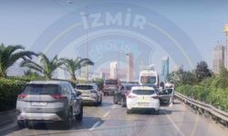 İzmir’de Kurban Bayramı dönüş yoluna çıkacaklar dikkat: Zincirleme kaza trafiği durma noktasına getirdi