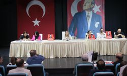 Konak Meclisi’nde ‘İmamoğlu’na Özgürlük’ mesajı