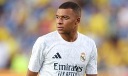 Kylian Mbappe hastaneye kaldırıldı