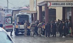 Midibüs devrildi: 6 asker yaralandı