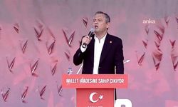 Antalya’da CHP’den güçlü miting: “Ahtapot Saray’da” sloganı damga vurdu