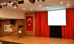 İzmir'de 'bağımlılıkla mücadele' semineri: Tedavi yöntemleri aktarıldı