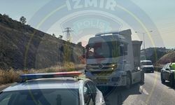 İzmir Otoyolu'nda araç arızası trafiği kilitledi: Yola çıkacak İzmirliler dikkat, 1,5 kilometrelik yoğunluk oluştu