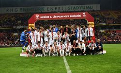 Vanspor FK penaltılarla 1. Lig'e yükseldi