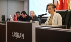 Karşıyaka Başkanı Ünsal'dan AKP'ye geçiş iddialarına yanıt: Mücadelemi sonuna kadar CHP’de sürdüreceğim