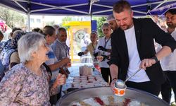 Buca’da aşure kazanları birlik için kaynadı