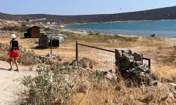 İzmir’de ‘demir kapı’ krizi: 21 dönüm kıyı alanı çitle kapatıldı, sözleşmeler iptal edildi