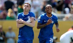 Chelsea tarih yazdı: PSG’yi 3 golle geçip kupayı kaldırdı!