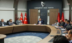 CHP'de MYK toplandı: Bunu bir muhtıra olarak görüyoruz