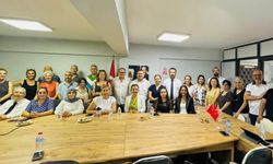 İzmir İnisiyatifi Genel Kurulu'nu gerçekleştirdi: Yeni döneme hazır