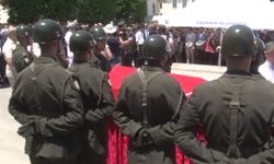 Operasyonda şehit düşen üsteğmen İzmir'de son yolcuğuna uğurlanıyor