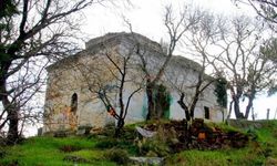 İzmir’in saklı inanç noktası: Sarı Dede Türbesi’ndeki isimsiz mezarlar ne anlatıyor?