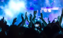 İzmir'de ücretsiz konser: Sandalyesini kapan buraya gidecek!