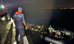 Kuşadası açıklarında operasyon: 18 düzensiz göçmen kurtarıldı