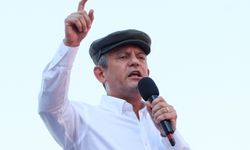 Özgür Özel: Erdoğan iktidarını sürdürsün diye tarihi bir fırsatı heba etmesine izin vermeyeceğim
