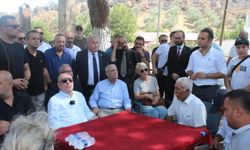 Ümit Özdağ, Ödemiş’teki yangın bölgesini ziyaret etti
