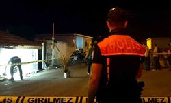 75 yaşındaki adam sokak ortasında kafasına sıktı