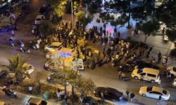 Motosiklet devrildi: 2 polis yaralı