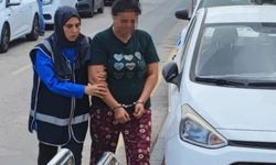 Anne, küçük kızını bıçakla kovaladı: Suçlamaları reddetti