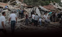 Bakanlık duyurdu:  1 yıkık, 13 ağır hasarlı, 61 az hasarlı yapı tespit edildi