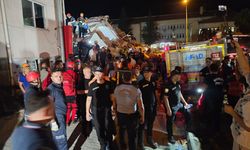 Sındırgı’da zamanla yarış: 6 kişi enkaz altından çıkarıldı