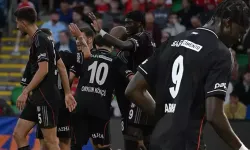Beşiktaş, St. Patrick’s'i farklı yendi: Abraham, Beşiktaş tarihine geçti!