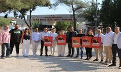 CHP İzmir'den Aslanoğlu'na ziyaret: Mert dayanır, namert kaçar!