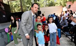 Bornova’da eğitimde fırsat eşitliği: Minik öğrencilere destek