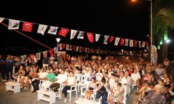 Dikili Belediyesi yaz etkinlikleri sürüyor: Çandarlı dün gece renkli görüntülere sahne oldu